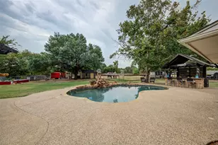3805 Berry Hill Ct, Flower Mound, TX 75028 - Photo 9