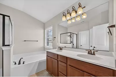 7863 Liverpool Lane, Irving, TX 75063 - Photo 31