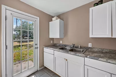3933 Winfield Avenue, Fort Worth, TX 76109 - Photo 9