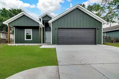 2711 Finley Street, Fort Worth, TX 76111 - Photo 1