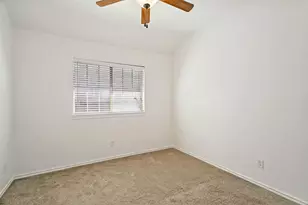 513 Creek Ct, Lewisville, TX 75067 - Photo 11