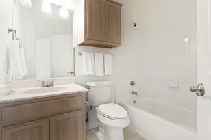 513 Creek Ct, Lewisville, TX 75067 - Photo 11