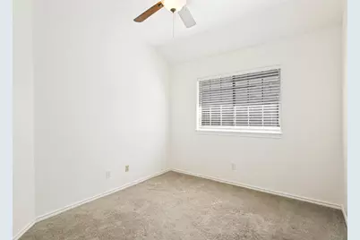 513 Creek Court, Lewisville, TX 75067 - Photo 9