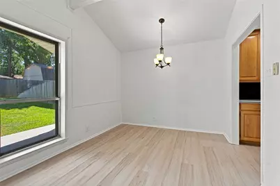 820 E Windsor Drive, Denton, TX 76209 - Photo 9