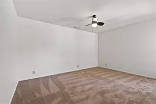 820 E Windsor Dr, Denton, TX 76209 - Photo 23