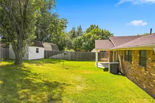 820 E Windsor Dr, Denton, TX 76209 - Photo 29