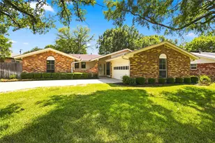 820 E Windsor Dr, Denton, TX 76209 - Photo 1