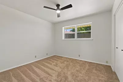 820 E Windsor Drive, Denton, TX 76209 - Photo 21