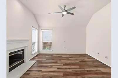 3860 Gillespie Drive, Carrollton, TX 75010 - Photo 9