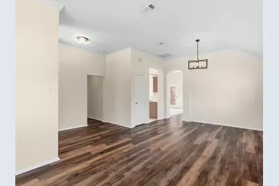3860 Gillespie Drive, Carrollton, TX 75010 - Photo 5