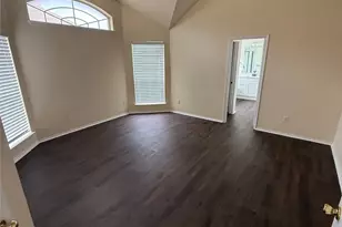 3860 Gillespie Dr, Carrollton, TX 75010 - Photo 11
