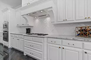 10769 Kingsford Ln, Frisco, TX 75035 - Photo 15