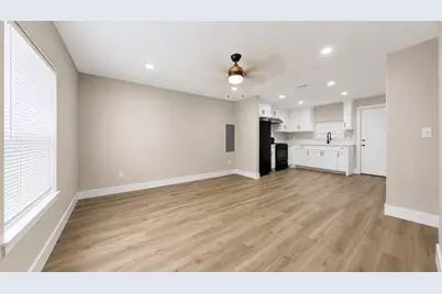 1005 Winnie Street, Fort Worth, TX 76112 - Photo 3