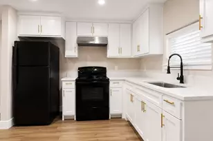 1005 Winnie St, Fort Worth, TX 76112 - Photo 5