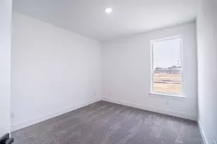 3453 Sanjeev Dr, Irving, TX 75060 - Photo 21