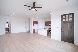 3453 Sanjeev Dr, Irving, TX 75060 - Photo 3
