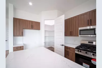 3453 Sanjeev Drive, Irving, TX 75060 - Photo 7