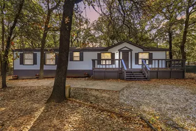 4631 Lyndi Lane, Granbury, TX 76049 - Photo 1