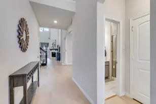 2094 Creekbluff Cir, Lewisville, TX 75010 - Photo 3