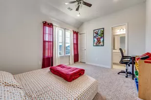 2094 Creekbluff Cir, Lewisville, TX 75010 - Photo 23