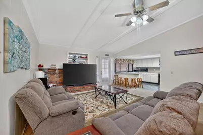 6217 Fallbrook Drive, Garland, TX 75043 - Photo 5