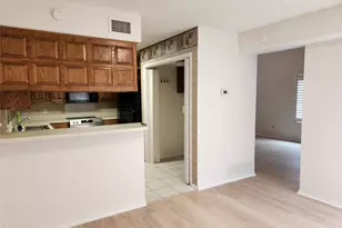 1425 Palmnold Cir W, Fort Worth, TX 76120 - Photo 11