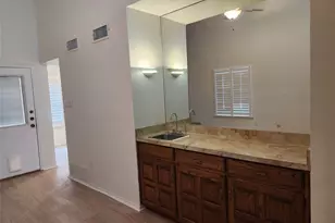 1425 Palmnold Cir W, Fort Worth, TX 76120 - Photo 5