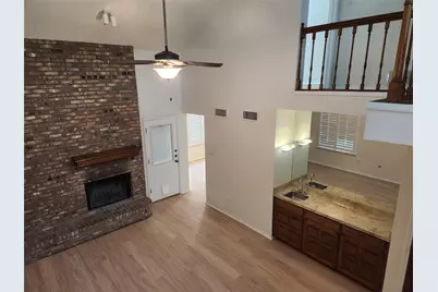 1425 Palmnold Circle W, Fort Worth, TX 76120 - Photo 3