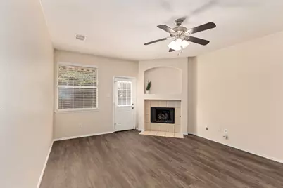 3905 Hawkins Drive, McKinney, TX 75072 - Photo 7