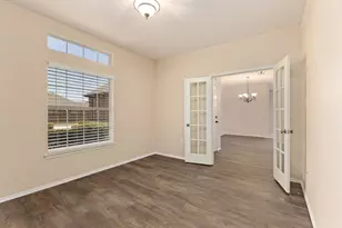 3905 Hawkins Dr, McKinney, TX 75072 - Photo 5