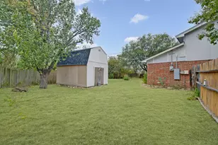 6401 Greenfield Ct, Watauga, TX 76148 - Photo 39