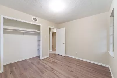2633 Inadale Avenue, Dallas, TX 75228 - Photo 9