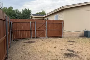 13755 Biggs St, Dallas, TX 75253 - Photo 25