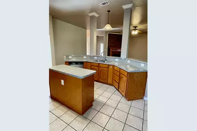 1425 Landsford Drive, Allen, TX 75013 - Photo 9