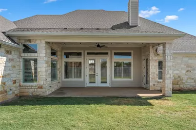324 Stone Manor Drive, McGregor, TX 76657 - Photo 35