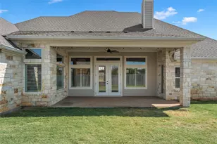 324 Stone Manor Dr, McGregor, TX 76657 - Photo 35