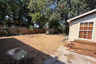 1333 Springlake Dr, Dallas, TX 75217 - Photo 15