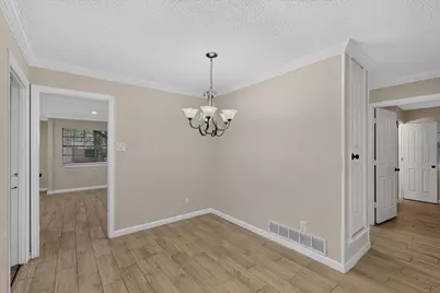2441 Lakeshore Drive, Grand Prairie, TX 75051 - Photo 19