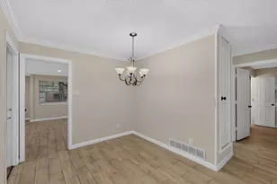 2441 Lakeshore Dr, Grand Prairie, TX 75051 - Photo 19
