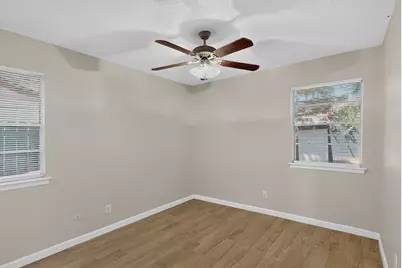 2441 Lakeshore Drive, Grand Prairie, TX 75051 - Photo 27