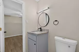2441 Lakeshore Dr, Grand Prairie, TX 75051 - Photo 25