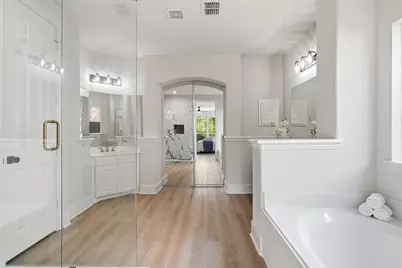 1315 Valley Vista Drive, Irving, TX 75063 - Photo 19