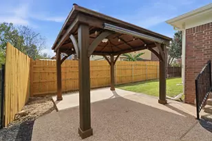 1315 Valley Vista Dr, Irving, TX 75063 - Photo 35
