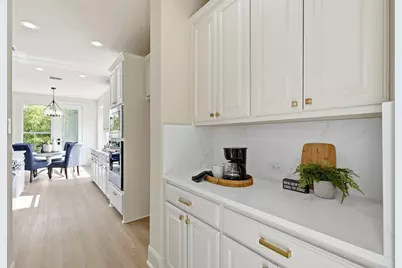 1315 Valley Vista Drive, Irving, TX 75063 - Photo 17