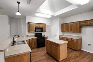 2310 Summer Brook Dr, Weatherford, TX 76087 - Photo 5