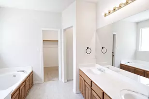 2310 Summer Brook Dr, Weatherford, TX 76087 - Photo 9