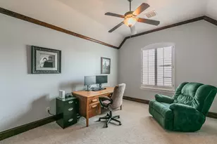 8649 Wishing Tree Ln, North Richland Hills, TX 76182 - Photo 25