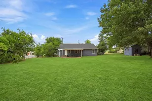 1804 E Wells Ave, Sherman, TX 75090 - Photo 9