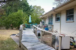 1417 Williamsburg Rd, Greenville, TX 75401 - Photo 19