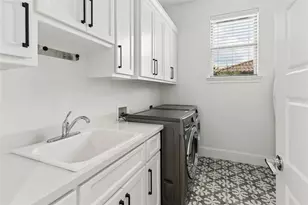 10215 Blackenhurst Ln, Frisco, TX 75033 - Photo 33